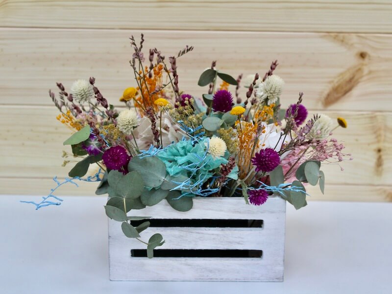 Cómo decorar cajas de madera con flores secas - Astiblog
